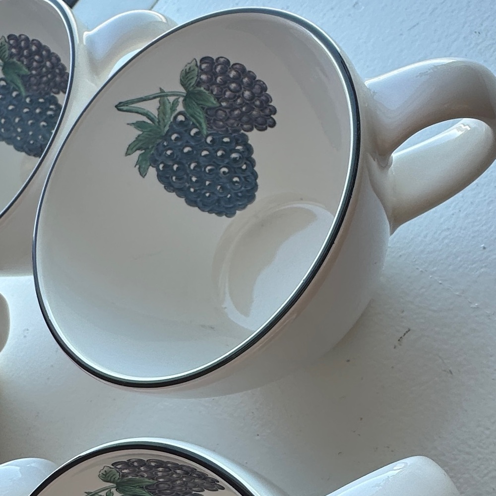 Pfaltzgraff White Mugs with Blueberry/Blackberry Design - Picture 6 of 8